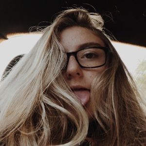 Meet your Posher, Annika